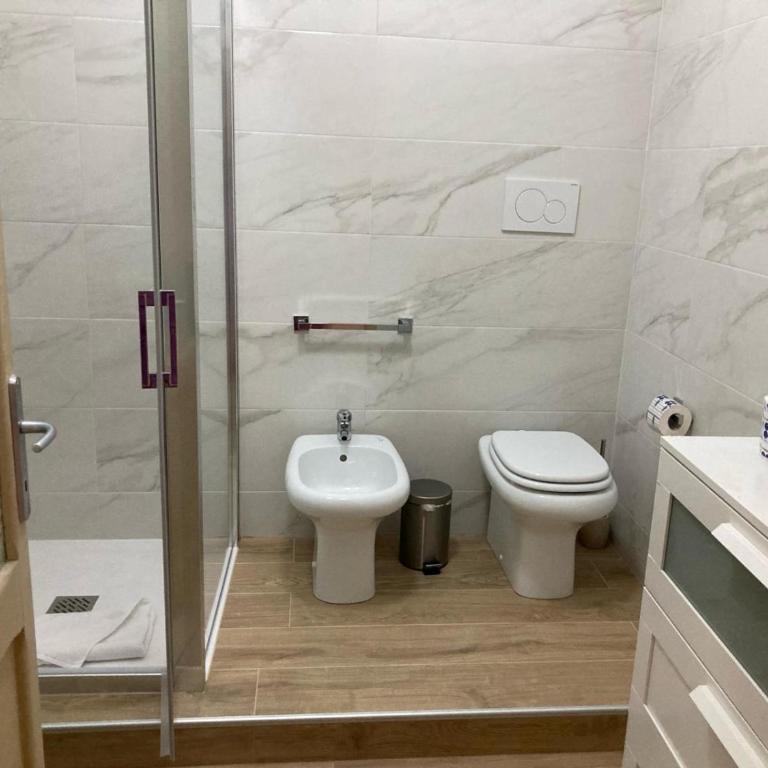 GuestHost - Campo De' Fiori Central Flat - Appartamento - 10