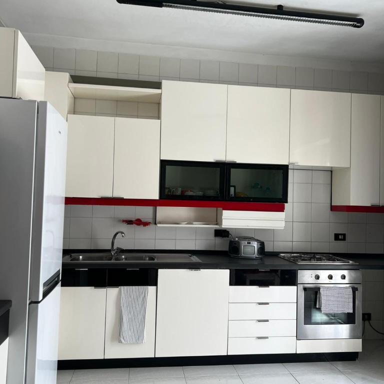 Garibaldi Plaza - Casa con 3 Camere da Letto - 2