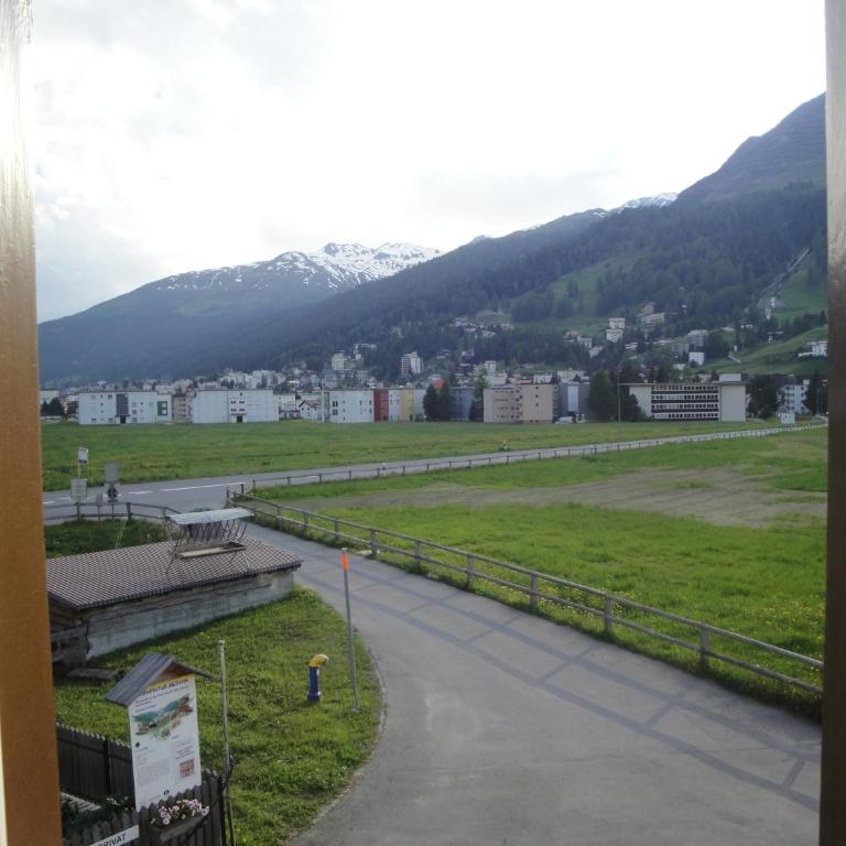Zur Stilli Davos Dorf - Doppelzimmer mit Gemeinschaftsbad - 7