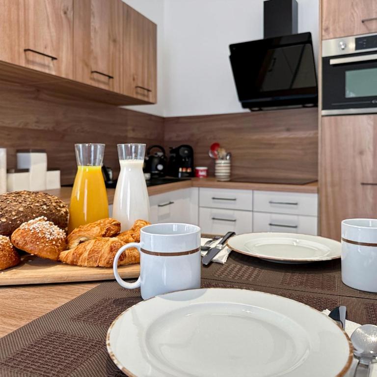 Tivoli 4 - Renovated 2 bedrooms appartment, Monaco Border, 5mn from Casino Monte Carlo - Appartement 2 Chambres - 10