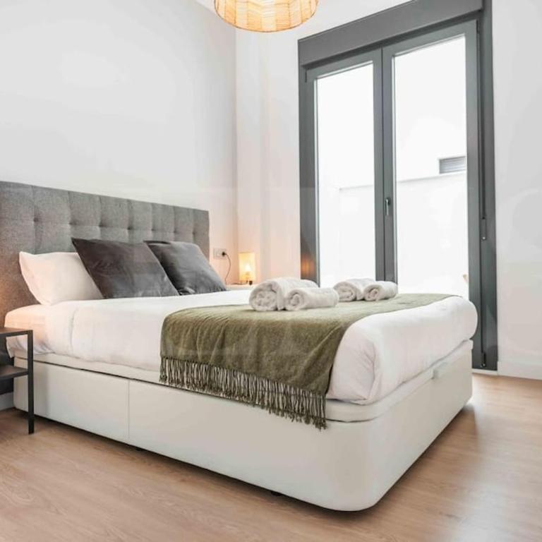 Fresh & stylish apartment with parking by REMS - Apartamento de 2 dormitorios - 1