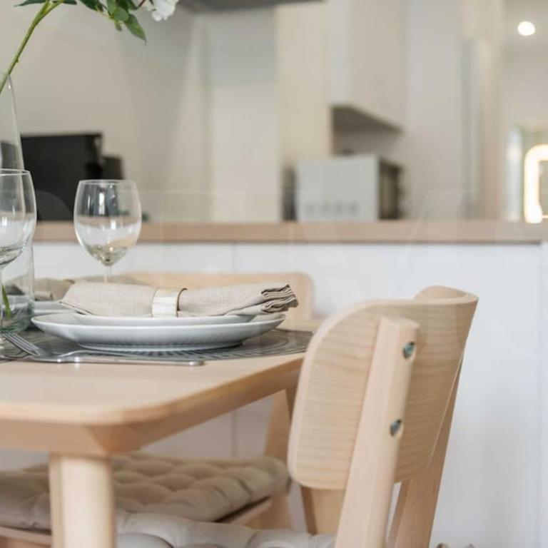 Fresh & stylish apartment with parking by REMS - Apartamento de 2 dormitorios - 8