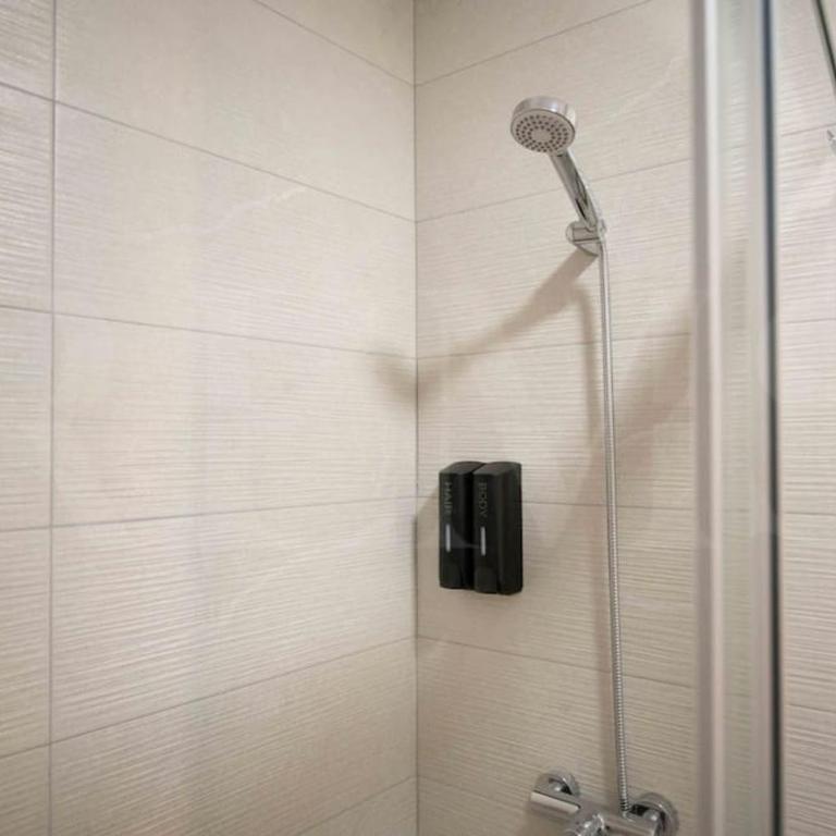 Fresh & stylish apartment with parking by REMS - Apartamento de 2 dormitorios - 21