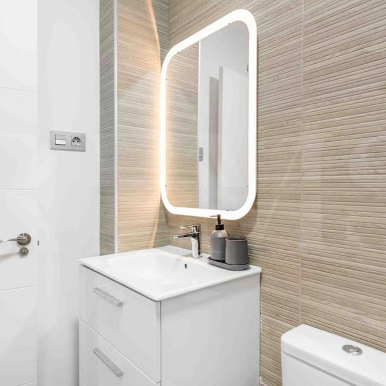 Fresh & stylish apartment with parking by REMS - Apartamento de 2 dormitorios - 5