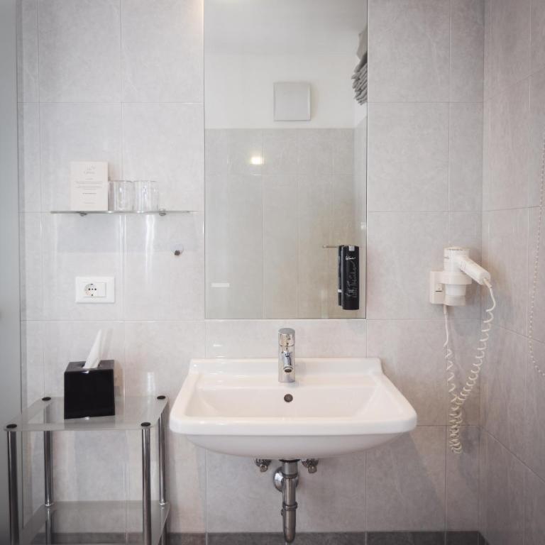 Hotel Panorama - Habitación Doble Superior con balcón - 2