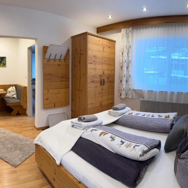 Haus Voithofer - Standard Zweibettzimmer mit Gartenblick - 3