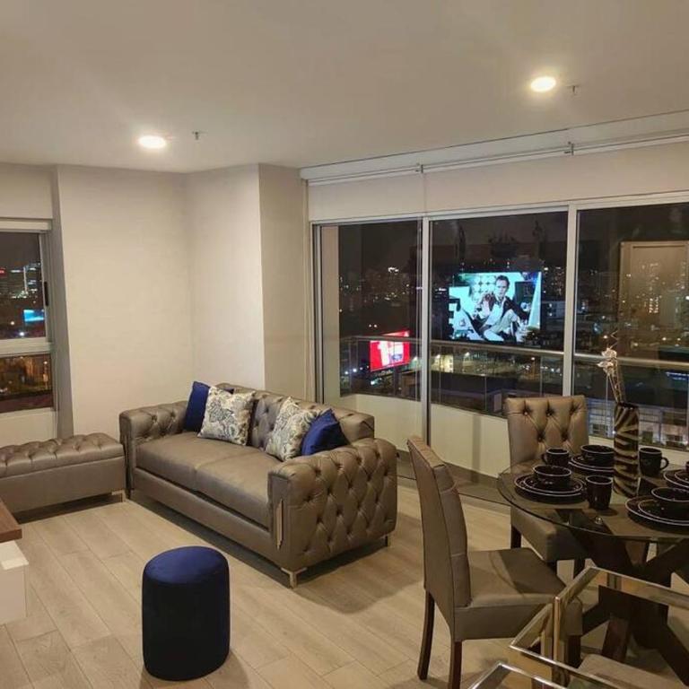 Met Moderno Departamento - Three-Bedroom Apartment - 1