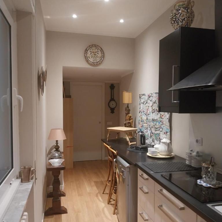 NINA'S HOUSE - One-Bedroom Apartment - 8