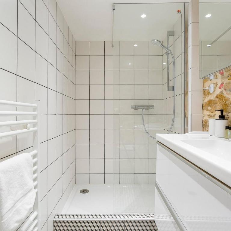 Hamac Suites - Studio Ainay 4 - Hyper centre Lyon - Apartment with Shower - 9