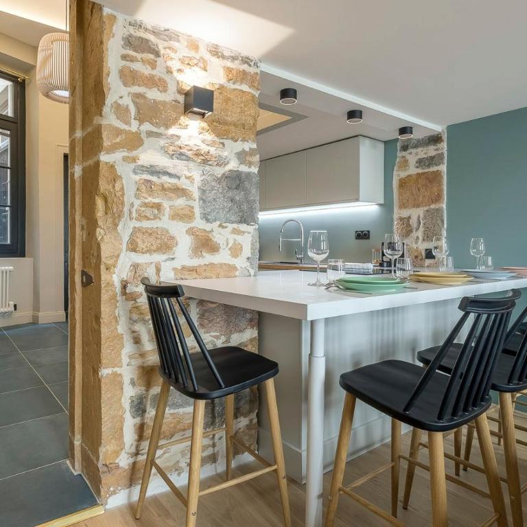 Le Bourgelat / 3 ch / 6 pers / 2 sdb - Appartement 3 Chambres - 14