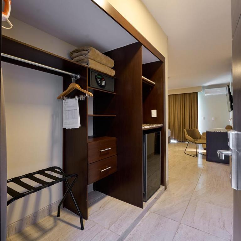 Hotel Estancia Business Class - Suite Executive - 7