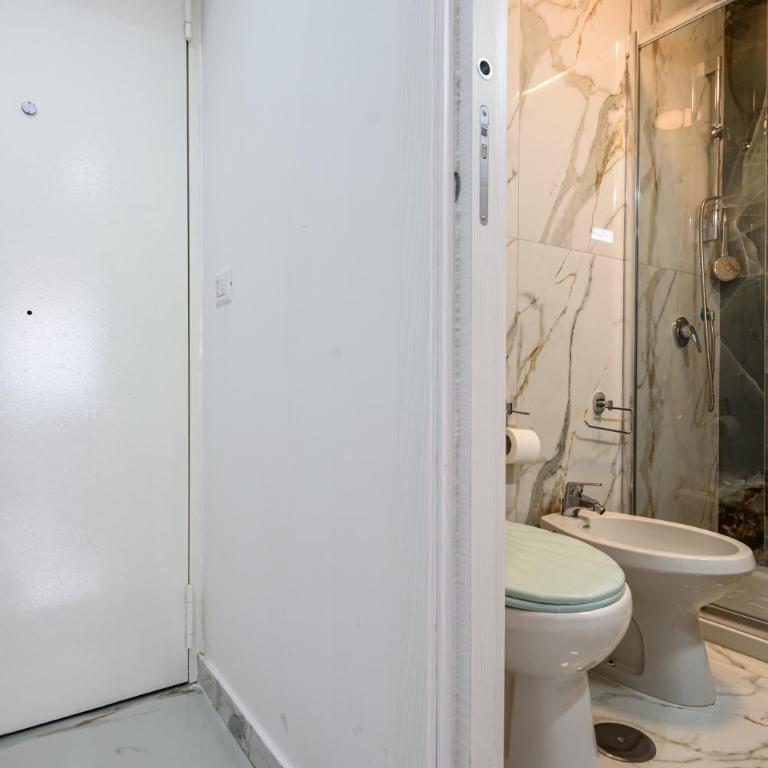CASA NINA - Appartamento con 1 Camera da Letto - 8