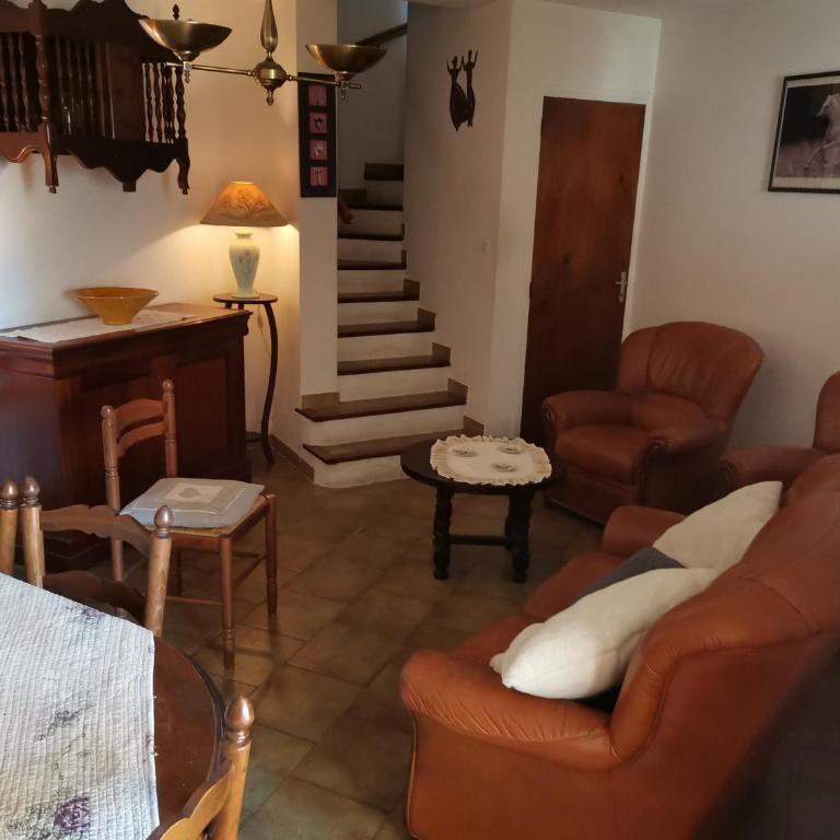 La Maison du Vent du Soleil - située au cœur de la Camargue - Casa con 3 Camere da Letto - 4