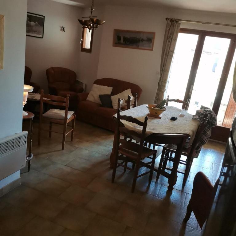 La Maison du Vent du Soleil - située au cœur de la Camargue - Casa con 3 Camere da Letto - 3