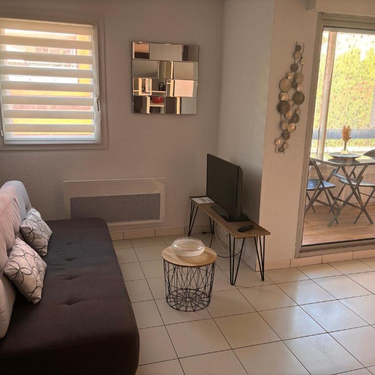 Classé 3 Etoiles Charmant Appartement Cosy sur Sète proche de toutes commodités, Parking Privé - Apartment mit 1 Schlafzimmer - 4