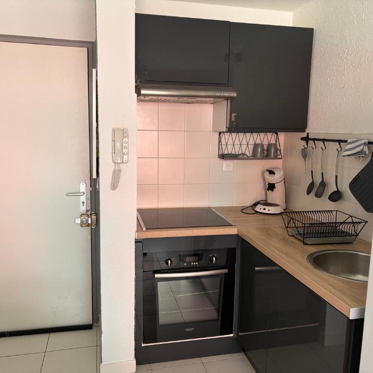 Classé 3 Etoiles Charmant Appartement Cosy sur Sète proche de toutes commodités, Parking Privé - Apartment mit 1 Schlafzimmer - 19