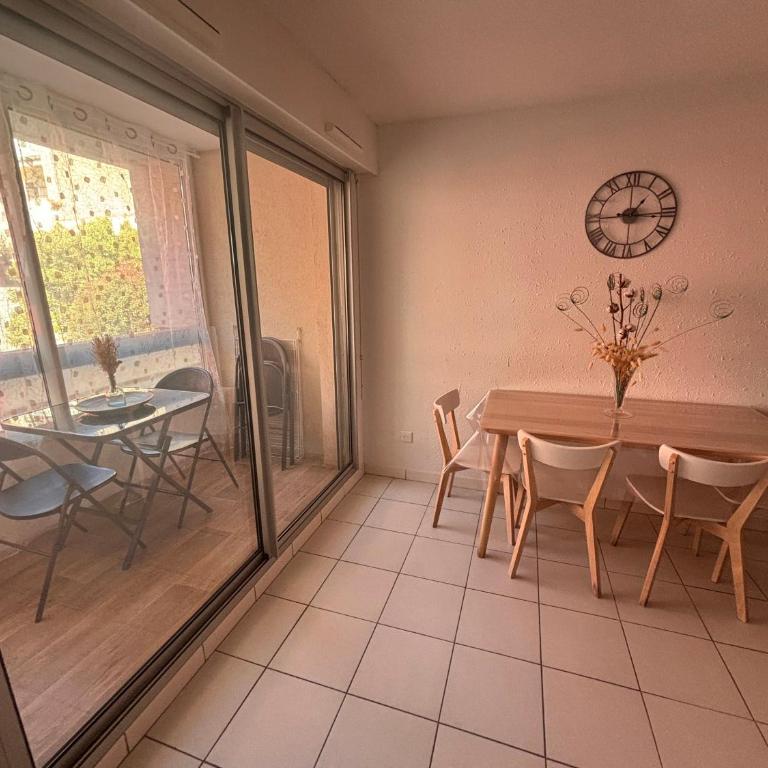 Classé 3 Etoiles Charmant Appartement Cosy sur Sète proche de toutes commodités, Parking Privé - Apartment mit 1 Schlafzimmer - 20