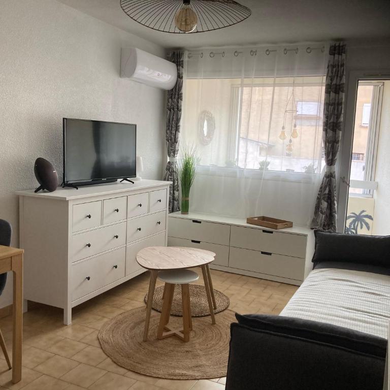 Studio Cabine Piscine-Clim-Parking-Plage200m - Estudio con vistas a la piscina - 7