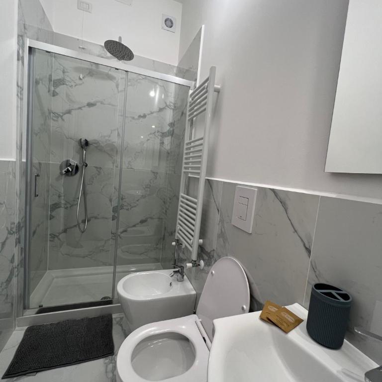 CASA RODELLA San Sisto Perugia - Camera Matrimoniale con Bagno Privato - 8