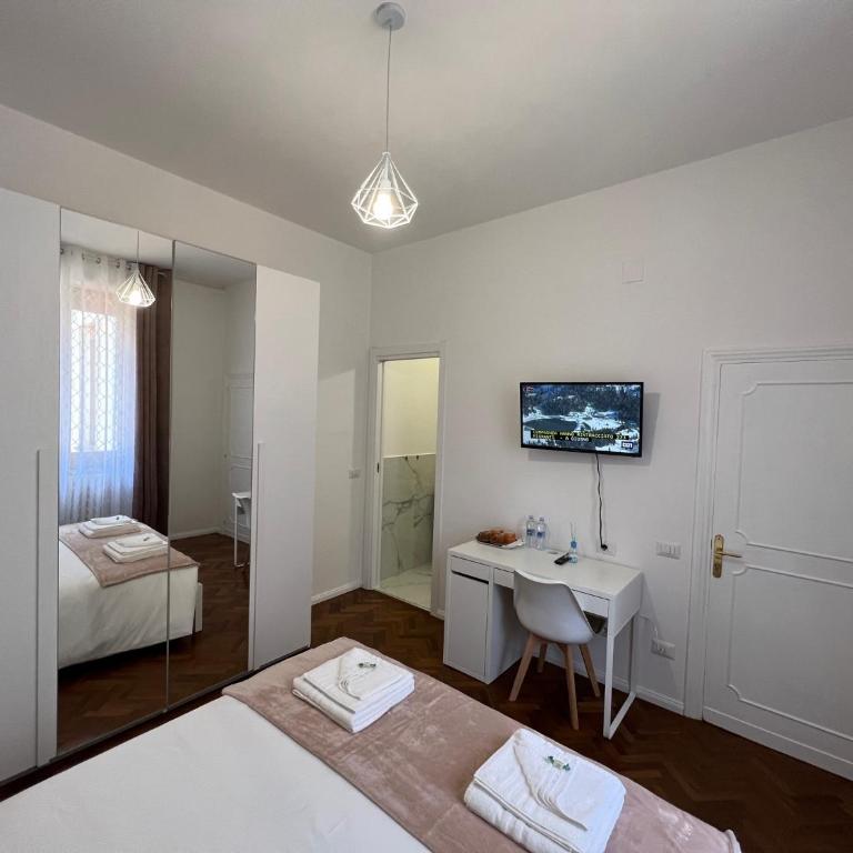 CASA RODELLA San Sisto Perugia - Camera Matrimoniale con Bagno Privato - 13