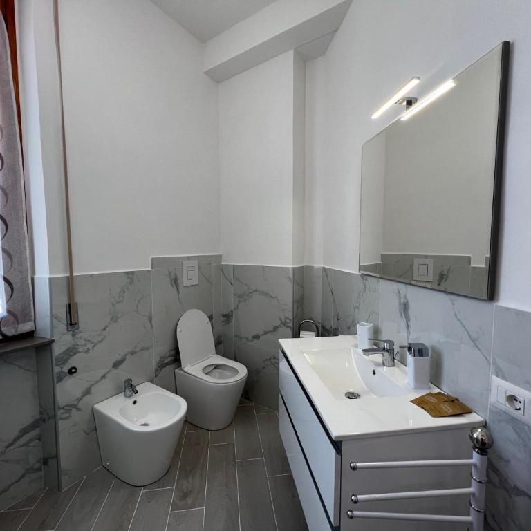 CASA RODELLA San Sisto Perugia - Camera Matrimoniale con Bagno Privato - 4