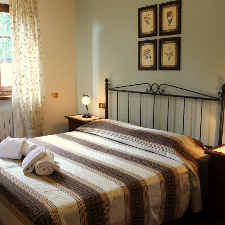 B&B Casale Virgili - Camera Matrimoniale con Bagno Privato Esterno - 4