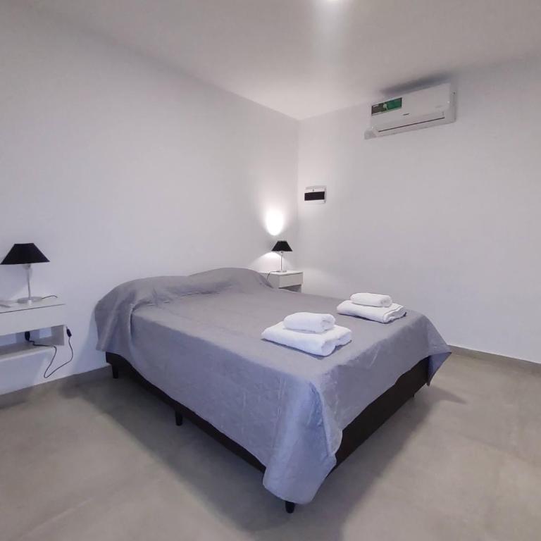 Complejo Claret, Departamentos a metros de Sanatorio Allende y Hospital Privado Cerro - Apartamento - 5