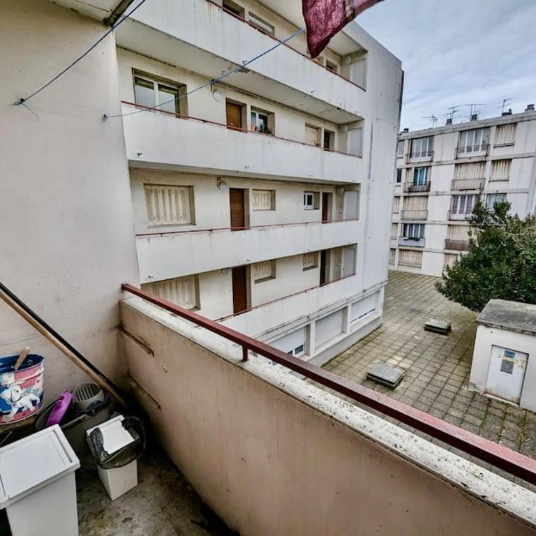 Superbe Chambre - Calme & Propre - Appartement 1 Chambre - 4