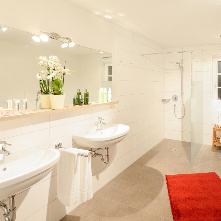 "Viktoria Apartments" - Annehmlichkeiten von 4-Sterne Familien-und Wellnesshotel Viktoria können mitgenutzt werden - Apartment mit 2 Schlafzimmern - 5