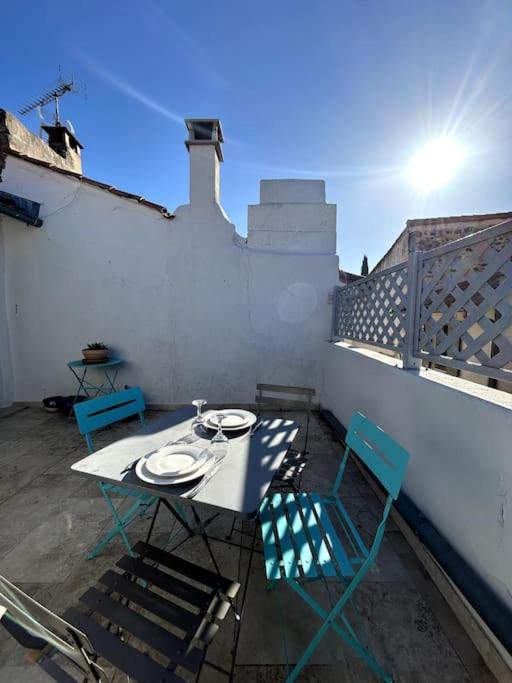 "Le couvent bleu" Arles arènes Terrasse - Two-Bedroom Townhouse - 22