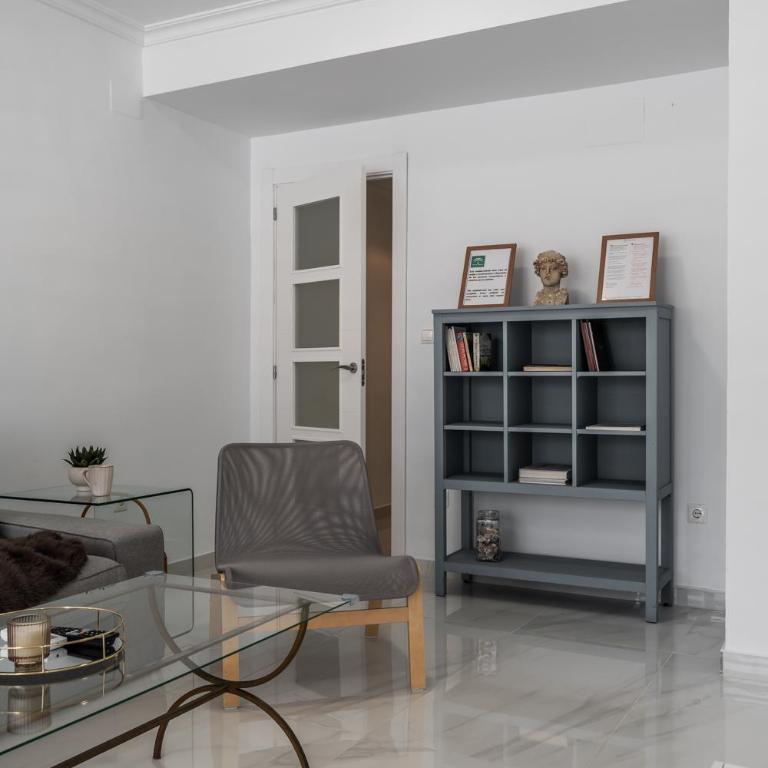 tuGuest Alhamar Apartment - Three-Bedroom Apartment - 6