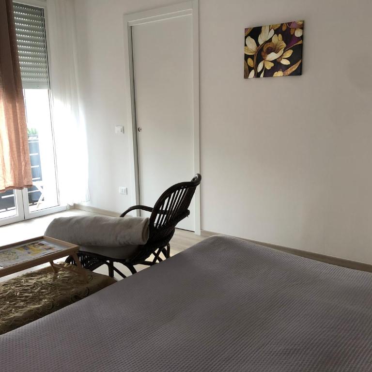 R&B MiDora Modena - Camera King con Balcone - 6