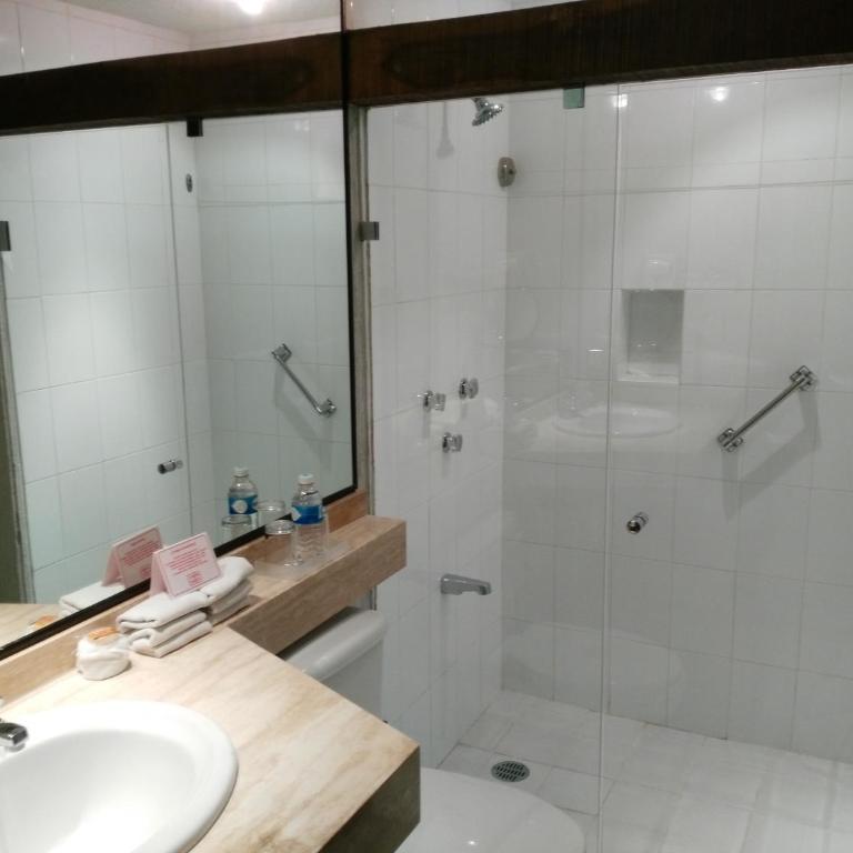 Hotel Boutique La Mision De Fray Diego - Standard Two Double Beds Room - 9