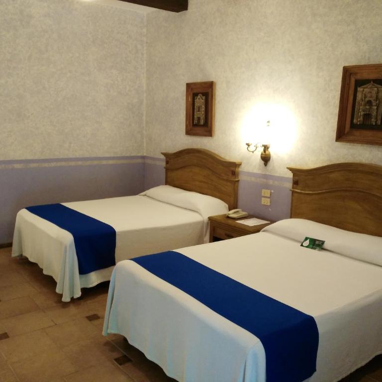 Hotel Boutique La Mision De Fray Diego - Standard Two Double Beds Room - 10