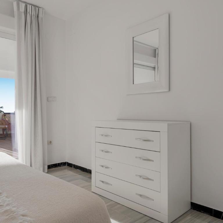 Banus Rentals Luminoso apartamento con vistas al mar - Apartamento - 14