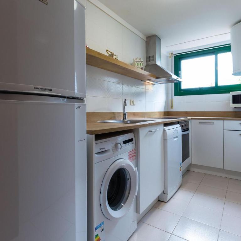 Apartamento luminoso con jardín, piscina comunitaria y cerca de la playa en Llançà. - ES-228-41 - Apartamento - 8