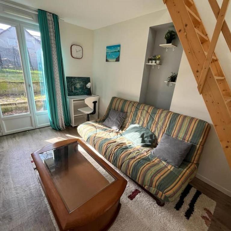 Maisonnette cosy proche des 2 Gares et du centre ville Orléans - Maison 1 Chambre - 11
