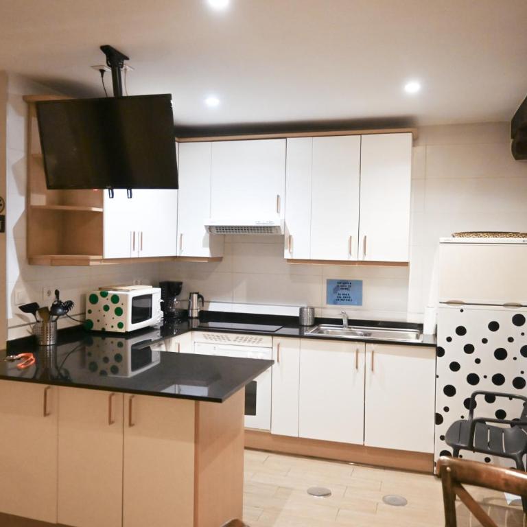 For You Rentals Apartment TEMPORAL Madrid Cava Baja-La Latina CBA361 - Apartment - 13