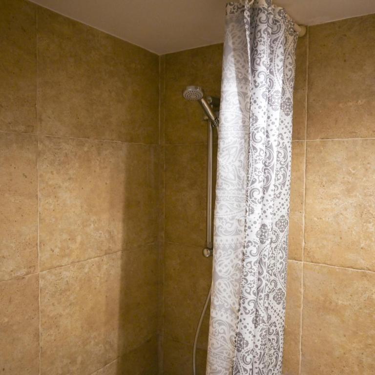 For You Rentals Apartment TEMPORAL Madrid Cava Baja-La Latina CBA361 - Apartment - 39