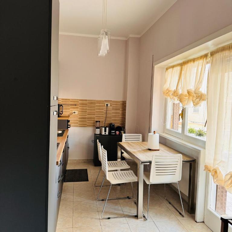 VATICAN GREEN HOLIDAYS HOUSE - Appartamento con 3 Camere da Letto - 10