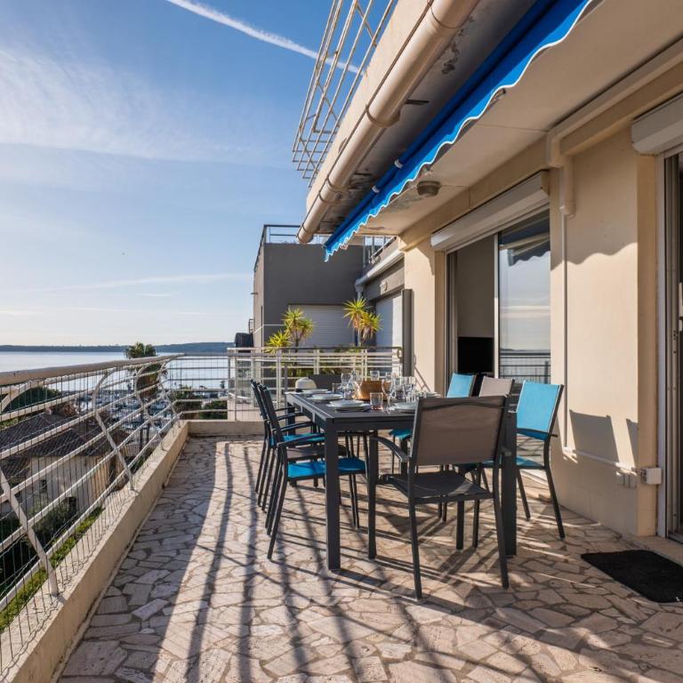 3-Br Apartment Terrace steps from Beaches - Appartement - 1