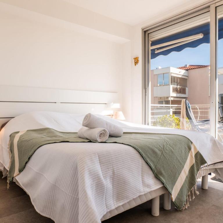 3-Br Apartment Terrace steps from Beaches - Appartement - 24