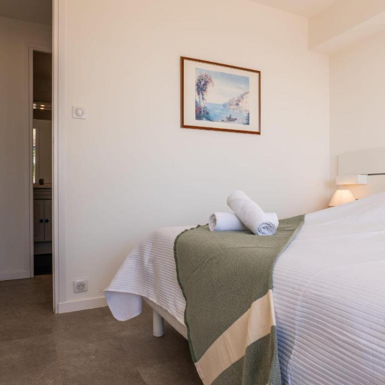 3-Br Apartment Terrace steps from Beaches - Appartement - 43
