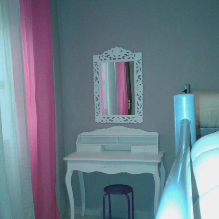Granada Old Town Hostel - Bunk Bed in 4-Bed Female Dormitory Room - 2