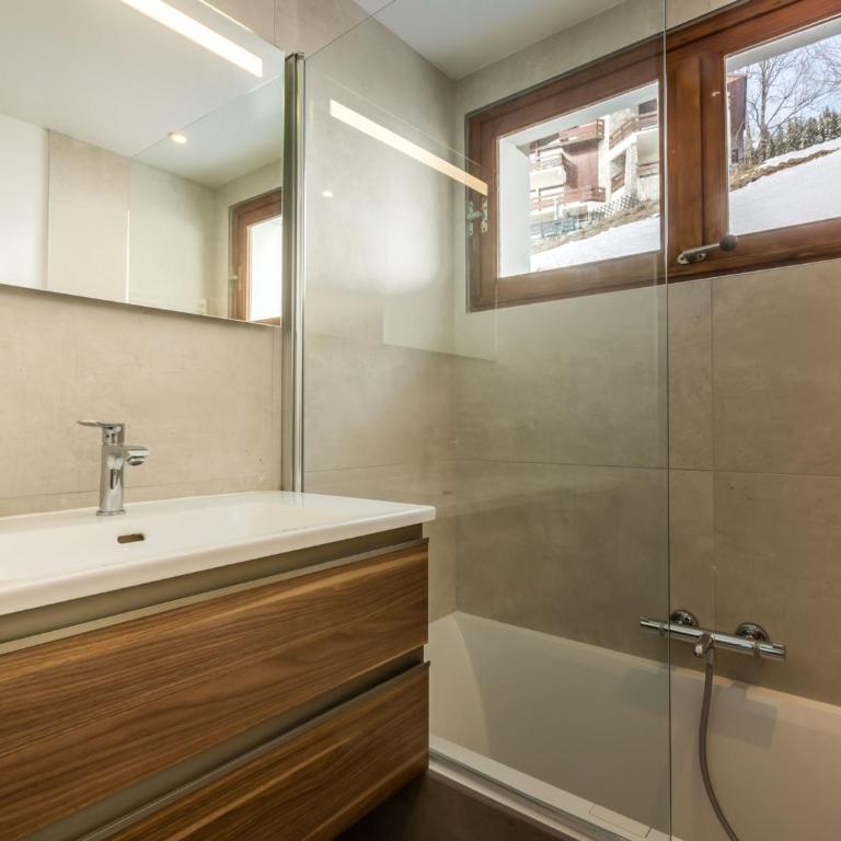 Appartement spacieux 4 pièces proche pistes avec WIFI - FR-1-304-205 - Apartamento (8 adultos) - 6