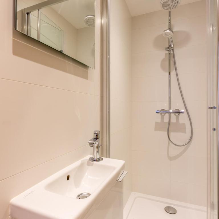 Appartement spacieux 4 pièces proche pistes avec WIFI - FR-1-304-205 - Apartamento (8 adultos) - 7