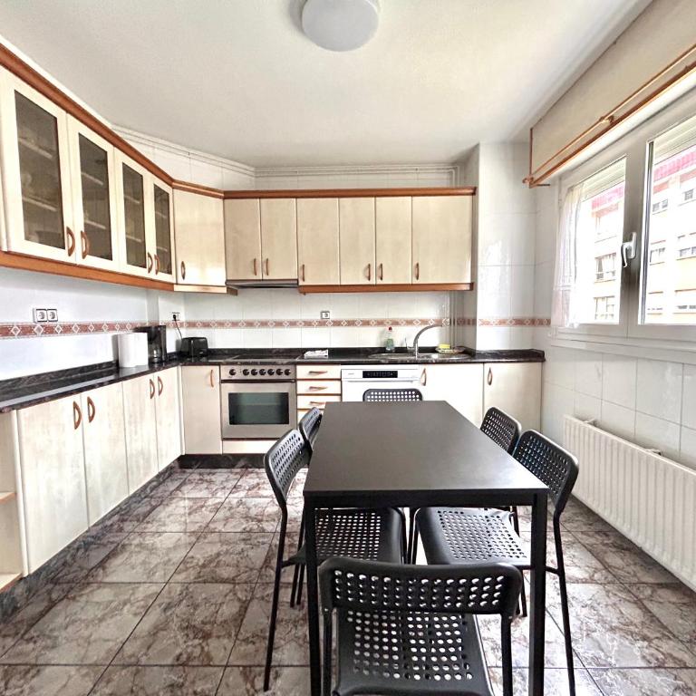 VibesCoruña - Madariaga 41 - Apartamento de 3 dormitorios - 5