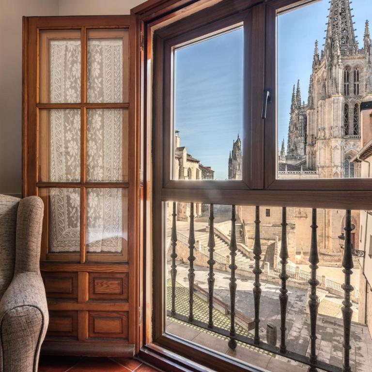 Crisol Mesón del Cid - Habitación Doble con vistas a la catedral - 2