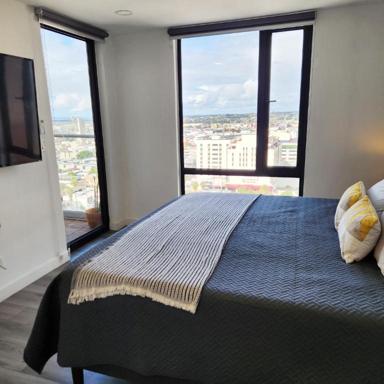Downtown Apartment with Balcony City View, Gym & Lounge - Superior Apartment - 7