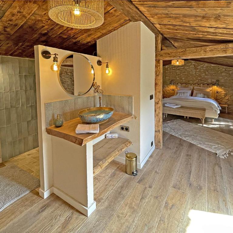 La Bergerie de Foneri - Véritable mas en pierre pour 6 pers avec piscine chauffée - Villa 3 Chambres - 19